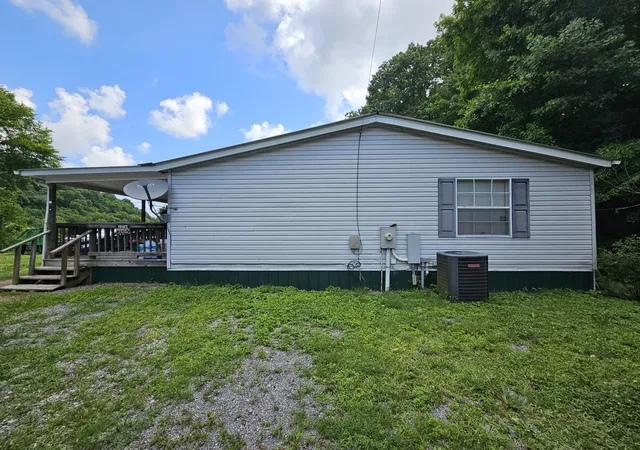Homes for sale in Whitleyville, TN | 1142 Trace Creek Rd, Whitleyville, TN 38588 | MLS# 3261121