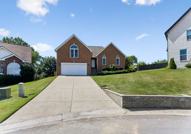 Homes for sale in Mount Juliet, TN | 6017 Assault Ct, Mount Juliet, TN 37122 | MLS# 3261487