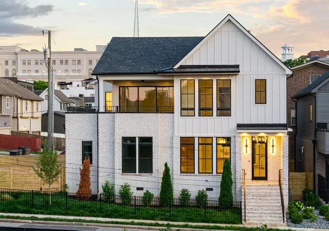 Photo 2 of Single family home for sale at 1411 Wade Ave, Nashville, TN 37212 | MLS# 3254777 | Listing updated on 2026-08-20