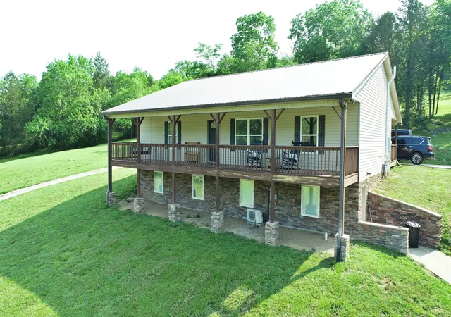 2nd image of 1000 Glasgow Branch Rd, Hartsville, TN 37074 | MLS# 3254818