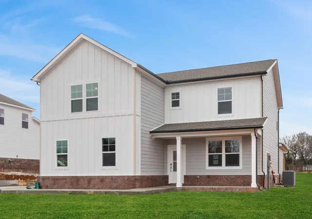 Photo 2 of Sale Pending at 828 Averitt Ln, Lebanon, TN 37087 | MLS# 3254852 | Listing updated on 2026-07-20