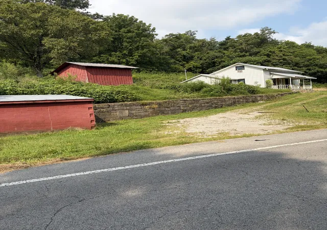 1st image of 13135 Campbellsville Rd, Ethridge, TN 38456 | MLS# 3254825