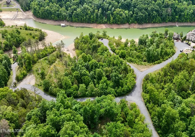 Photo 1 of Land for sale at 25 Stone Brg Dr, Dandridge, TN 37725 | MLS# 3254779 | Listing updated on 2026-08-20