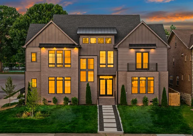 Photo 1 of Single family home for sale at 1700 15th Avenue S, Nashville, TN 37212 | MLS# 3254799 | Listing updated on 2026-06-30