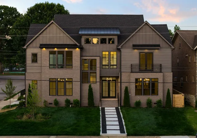 Photo 2 of Single family home for sale at 1700 15th Avenue S, Nashville, TN 37212 | MLS# 3254799 | Listing updated on 2026-06-30