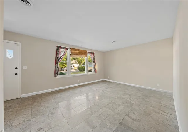 Photo 4 of Single family home for sale at 3300 Leondale Ter, Nashville, TN 37207 | MLS# 3601825 | Listing updated on 2026-10-08