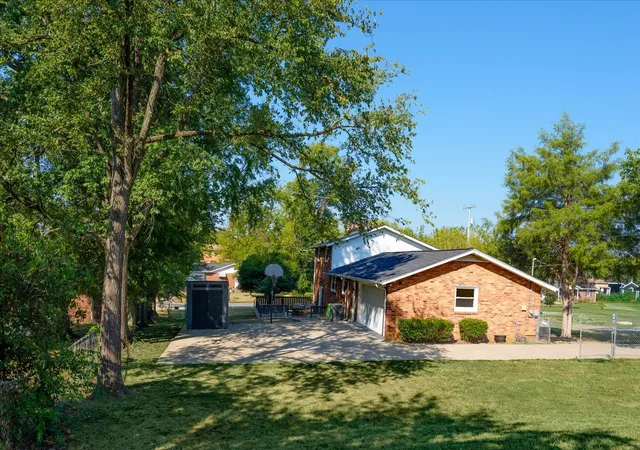 Photo 3 of Single family home for sale at 3300 Leondale Ter, Nashville, TN 37207 | MLS# 3601825 | Listing updated on 2026-10-08