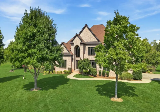 Photo 3 of Single family home for sale at 218 Steelson Way, Murfreesboro, TN 37128 | MLS# 3546252 | Listing updated on 2026-10-07