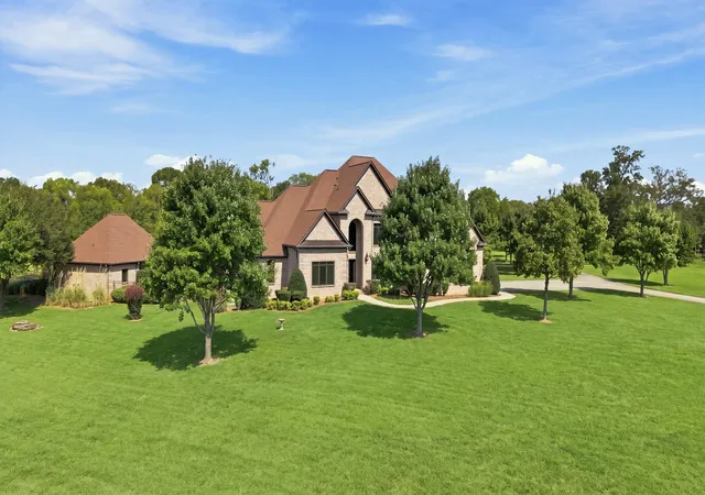 Photo 2 of Single family home for sale at 218 Steelson Way, Murfreesboro, TN 37128 | MLS# 3546252 | Listing updated on 2026-10-17