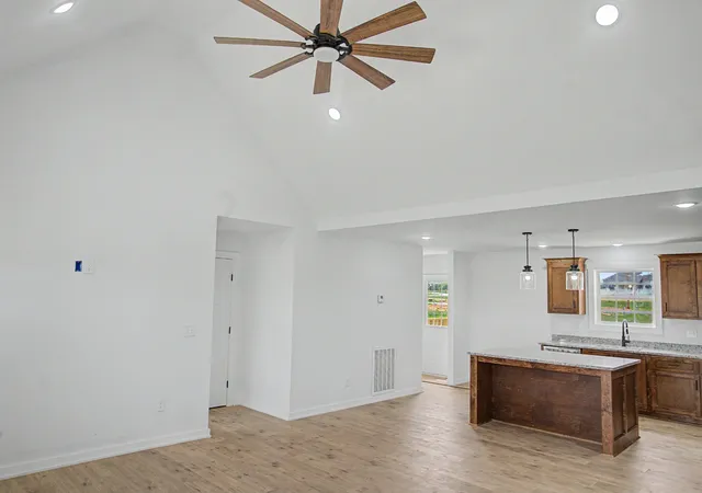 Photo 3 of Single family home for sale at 308 Irene Ct, Lafayette, TN 37083 | MLS# 3262661 | Listing updated on 2026-09-07