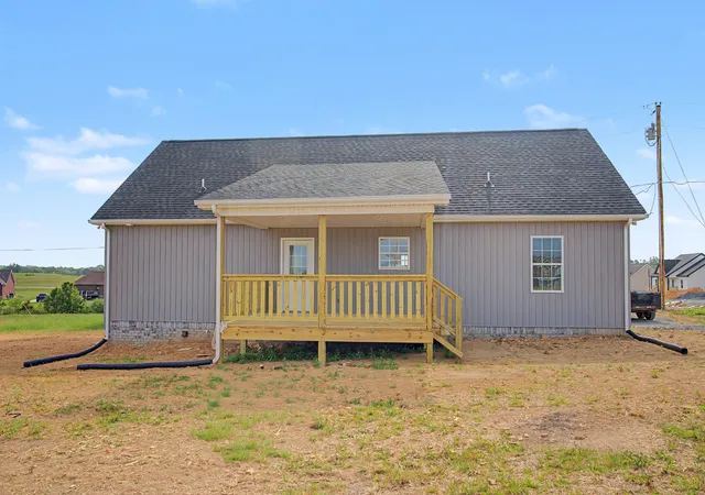 2nd image of 137 Martha Circle, Lafayette, TN 37083 | MLS# 3262662