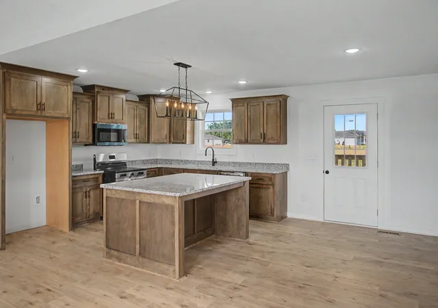5th image of 137 Martha Circle, Lafayette, TN 37083 | MLS# 3262662