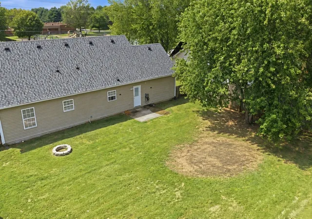Photo 4 of Single family home for sale at 1614 Cason Trl, Murfreesboro, TN 37128 | MLS# 3546161 | Listing updated on 2026-10-18