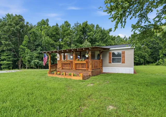 3rd image of 111 Jana Lane, Hohenwald, TN 38462 | MLS# 3254945