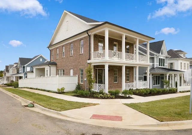 Photo 1 of Single family home for sale at 2020 Stonewater Blvd, Franklin, TN 37064 | MLS# 3254943 | Listing updated on 2026-09-28