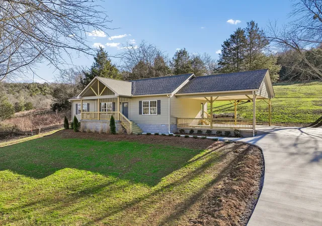 Homes for sale in Hickman, TN | 105 Agee Branch Ln, Hickman, TN 38567 | MLS# 3255388