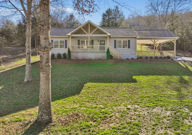Homes for sale in Hickman, TN | 105 Agee Branch Ln, Hickman, TN 38567 | MLS# 3255388