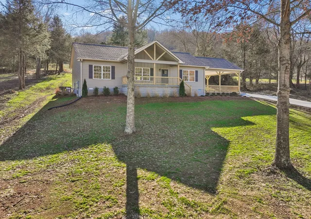 Homes for sale in Hickman, TN | 105 Agee Branch Ln, Hickman, TN 38567 | MLS# 3255388