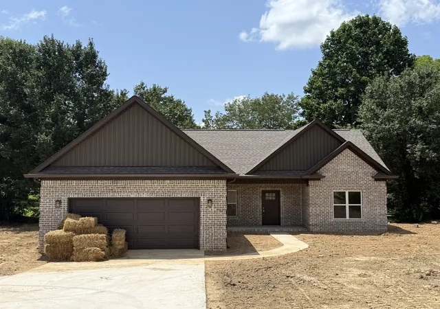 Homes for sale in Lawrenceburg, TN | 90 Lexie Ln, Lawrenceburg, TN 38464 | MLS# 3255142
