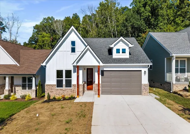 Photo 1 of Single family home for sale at 5317 Mia Ct Nw, Cleveland, TN 37312 | MLS# 3254998 | Listing updated on 2026-10-07