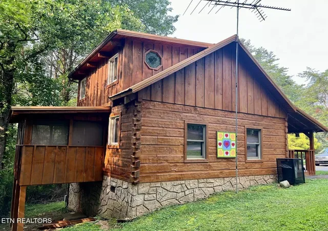 2nd image of 1083 Bryan View Rd, Sevierville, TN 37862 | MLS# 3255052