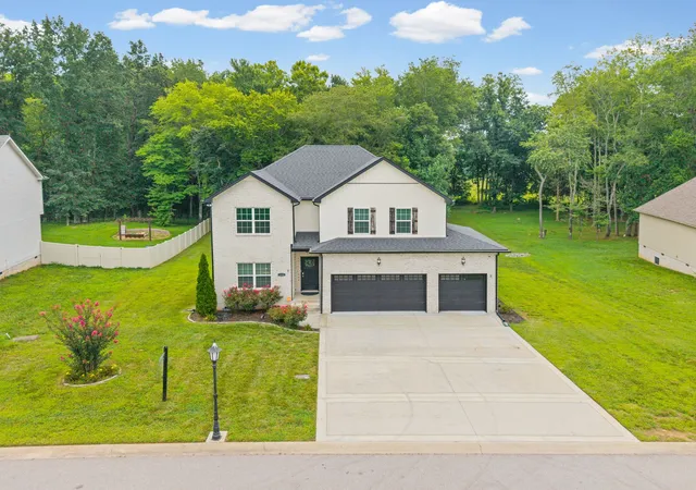 Photo 1 of Single family home for sale at 1333 Morning Star Dr, Clarksville, TN 37042 | MLS# 3255186 | Listing updated on 2026-08-20