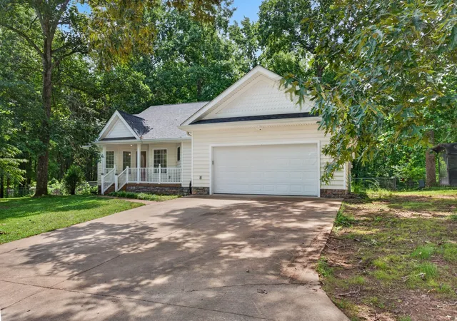 2nd image of 3450 Chapmans Cir, Palmyra, TN 37142 | MLS# 3271028