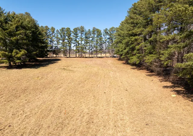 Homes for sale in Dickson, TN | 2 Old Pond Lane, Dickson, TN 37055 | MLS# 3255153