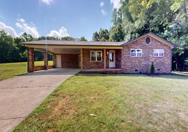 Homes for sale in Athens, TN | 3445 Hwy 39w, Athens, TN 37303 | MLS# 3255140