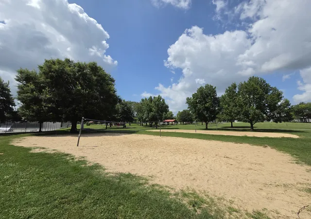Homes for sale in Mount Juliet, TN | 1040 Charlie Daniels Pkwy, Mount Juliet, TN 37122 | Houzeo