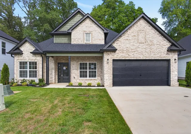 Photo 1 of Single family home for sale at 1267 Mourning Cloak Dr, Clarksville, TN 37043 | MLS# 3255580 | Listing updated on 2026-09-13