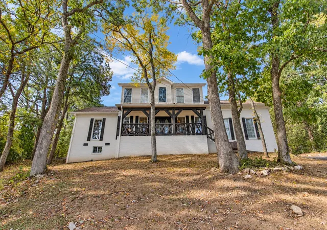 Photo 2 of Single family home for sale at 532 Moncrief Ave, Goodlettsville, TN 37072 | MLS# 3615164 | Listing updated on 2026-10-09