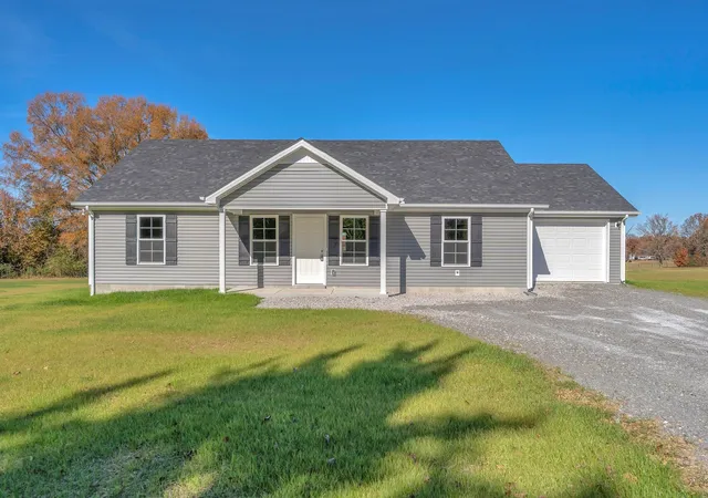 Homes for sale in Winchester, TN | 1543 Paynes Church Rd, Winchester, TN 37398 | MLS# 3256592