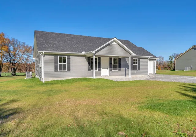 Homes for sale in Winchester, TN | 1543 Paynes Church Rd, Winchester, TN 37398 | MLS# 3256592