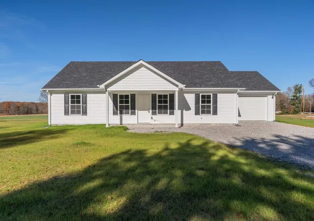 Homes for sale in Winchester, TN | 1585 Paynes Church Rd, Winchester, TN 37398 | MLS# 3256588