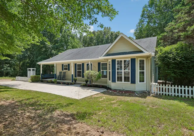 Homes for sale in Lynchburg, TN | 1682 Ridgeview Run, Lynchburg, TN 37352 | MLS# 3260542