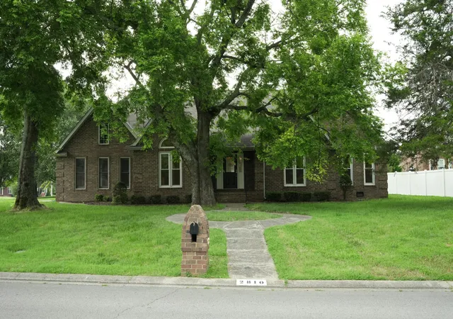 Photo 1 of Single family home for sale at 2810 Regenwood Dr, Murfreesboro, TN 37129 | MLS# 3255389 | Listing updated on 2026-08-20
