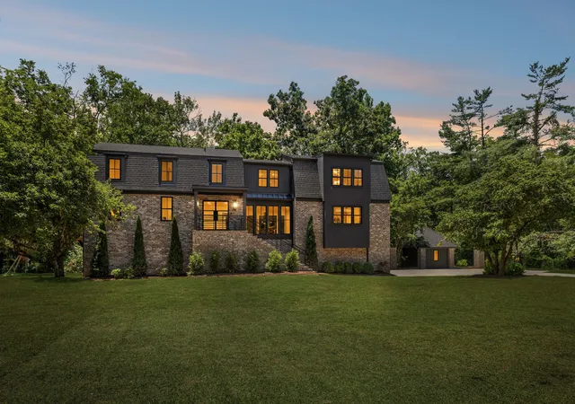 Homes for sale in Brentwood, TN | 1901 Harpeth River Dr, Brentwood, TN 37027 | MLS# 3261169