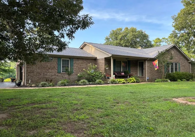 Homes for sale in Big Sandy, TN | 3429 Point Mason Rd, Big Sandy, TN 38221 | MLS# 3261007