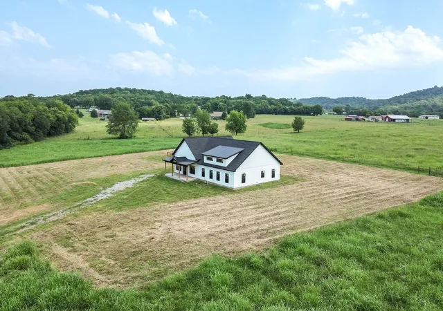 1st image of 2985 Lewisburg Hwy, Petersburg, TN 37144 | MLS# 3262110