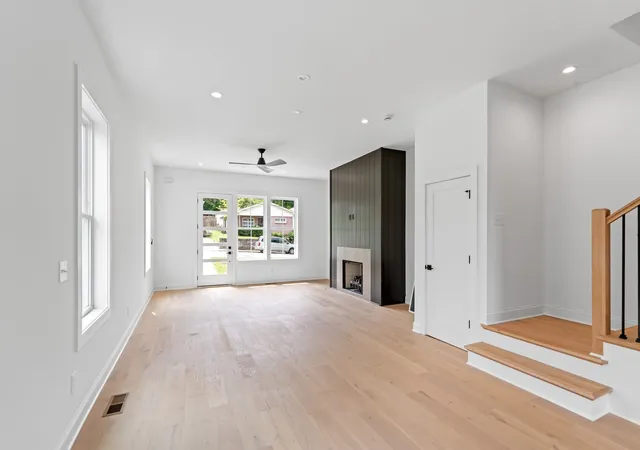 Photo 2 of Single family home for sale at 916d 32nd Avenue N, Nashville, TN 37209 | MLS# 3255514 | Listing updated on 2026-09-19