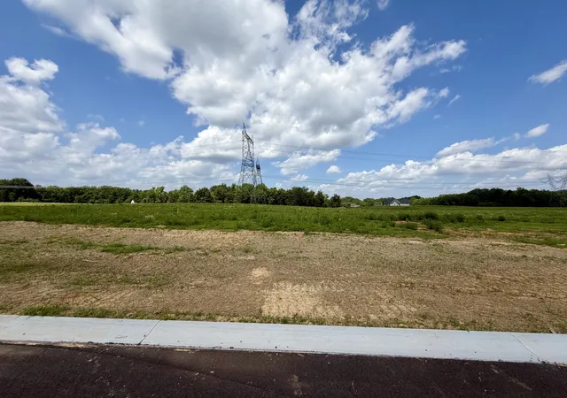 Photo 1 of Land for sale at 8 Fawn Meadows, Clarksville, TN 37043 | MLS# 3255978 | Listing updated on 2026-08-20
