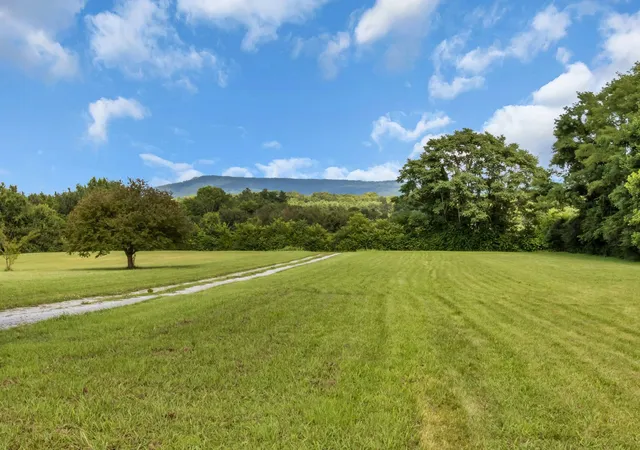 2nd image of 1234 John Lawson Rd, Mc Minnville, TN 37110 | MLS# 3255560
