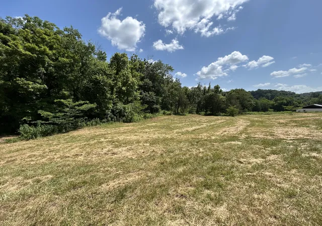 1st image of 1 New Hope Cemetery Rd, Pulaski, TN 38478 | MLS# 3255579