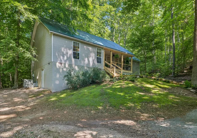 Homes for sale in Hampshire, TN | 4574 Hampshire Pike, Hampshire, TN 38461 | MLS# 3260763