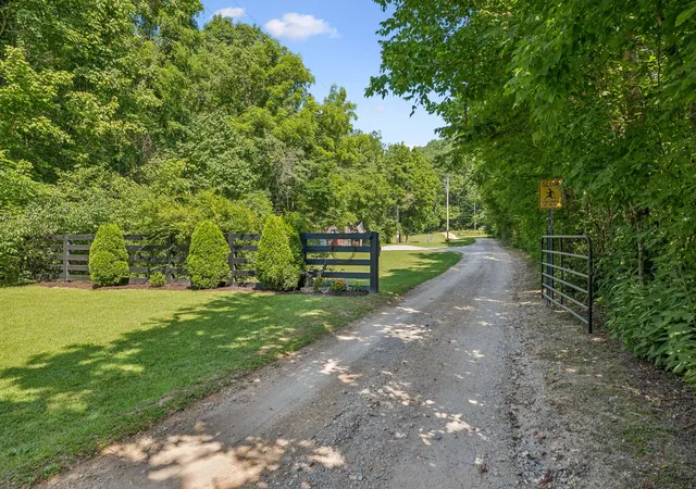 5th image of 4574 Hampshire Pike, Hampshire, TN 38461 | MLS# 3260763