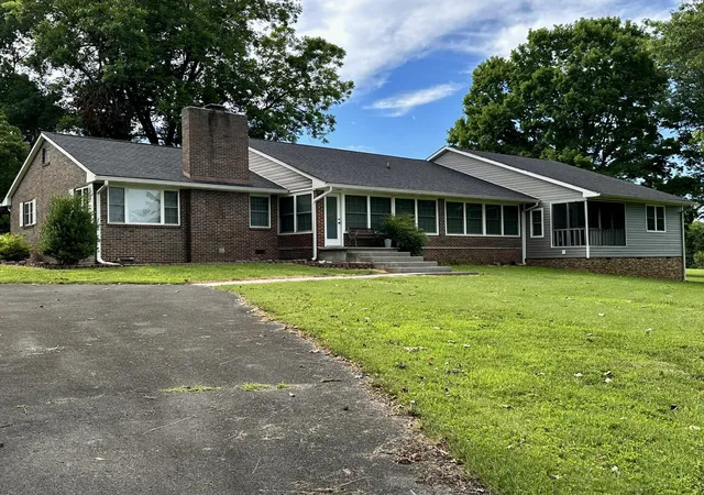 Homes for sale in Englewood, TN | 991 Hwy 39 E, Englewood, TN 37329 | MLS# 3255569