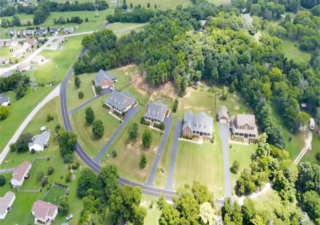 Photo 4 of Land for sale at 0 Cayce Ln, Columbia, TN 38401 | MLS# 3260438 | Listing updated on 2026-09-28