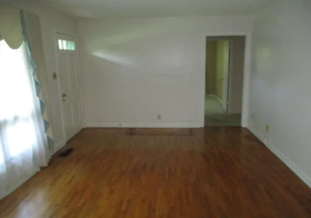 3rd image of 218 Glenn Ave, Gallatin, TN 37066 | MLS# 3256000