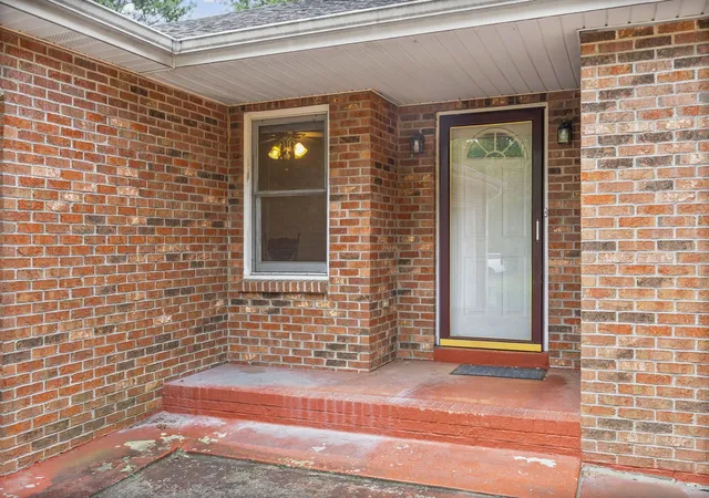 Photo 3 of Single family home for sale at 278 Earl Slate Rd, Clarksville, TN 37043 | MLS# 3261224 | Listing updated on 2026-08-20